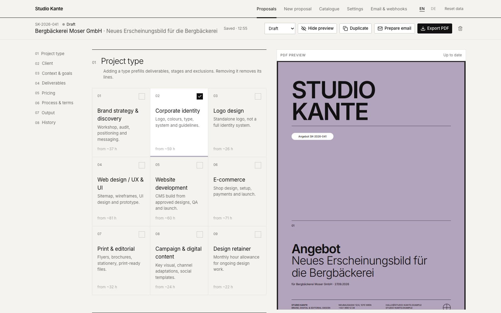 Angebotseditor mit Projektarten links und einer PDF Vorschau in Echtzeit rechts